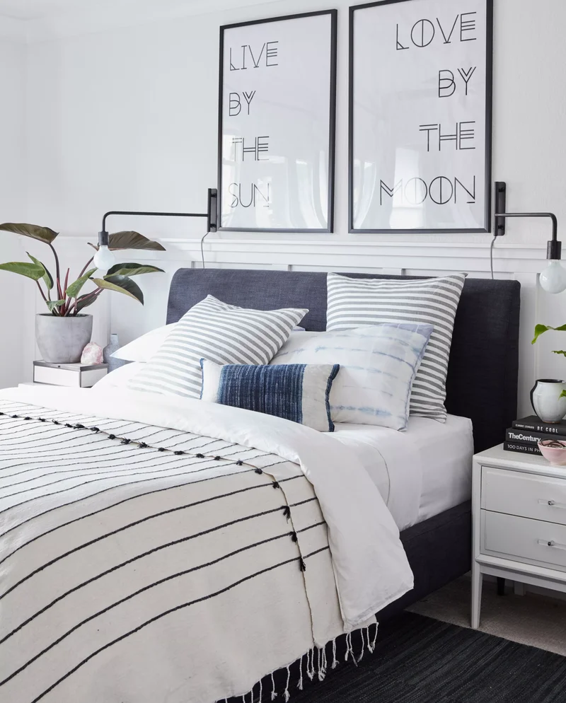 30 Beautiful Blue and White Bedroom Ideas for Restful Style 29 Contemporary Blue and White Bedroom