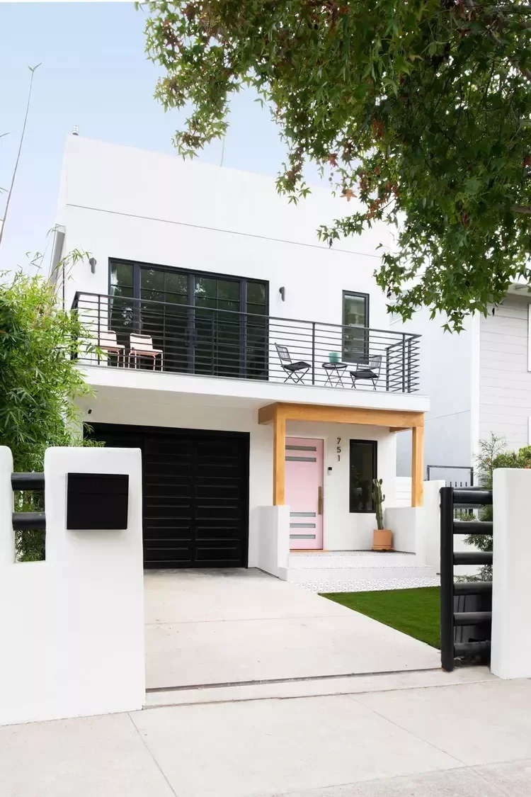 52 Stunning Garage Door Ideas to Boost Your Curb Appeal 5 Contrasting Exterior Door Colors