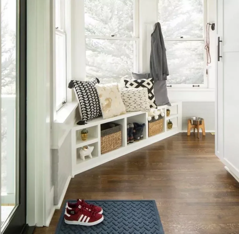 22 Stunning Mudroom Bench Ideas for Beautiful Storage 22 Corner Mudroom Storage Bench