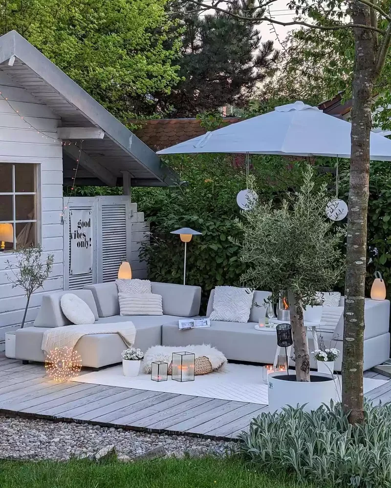 82 Stunning Front Yard Landscaping Ideas to Try This Spring 62 Cozy Front Yard Landscape Lighting