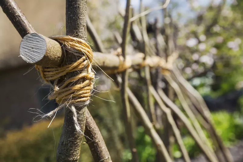 22 Winter Garden Projects That'll Inspire Cold-Weather Planting 13 Craft Some Trellises
