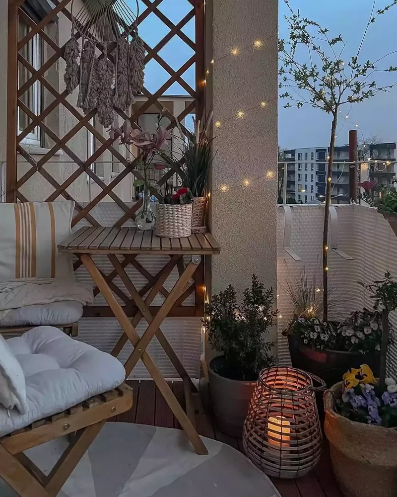 Craft Your Own Fabric Wall