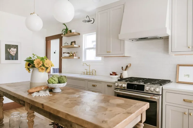 16 Door Trim Design Ideas to Add Character to Your Space 14 Craftsman-Style Door Trim