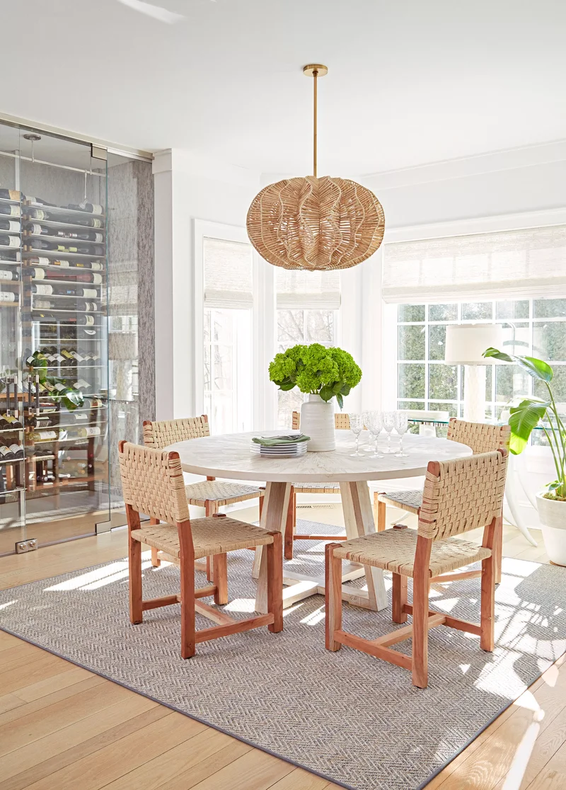 49 Dining Room Design Ideas to Transform Your Space 5 Create a Balanced Space