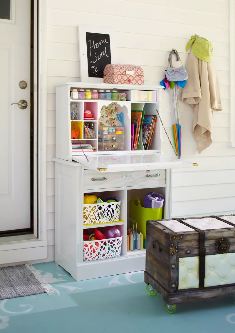 26 Smart Deck Storage Solutions to Tidy Your Outdoor Area 9 Create a Craft Station