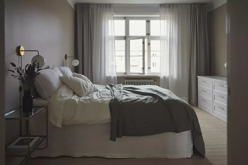39 Scandinavian Bedroom Designs That Are Effortlessly Chic 20 Create a Gray Cocoon