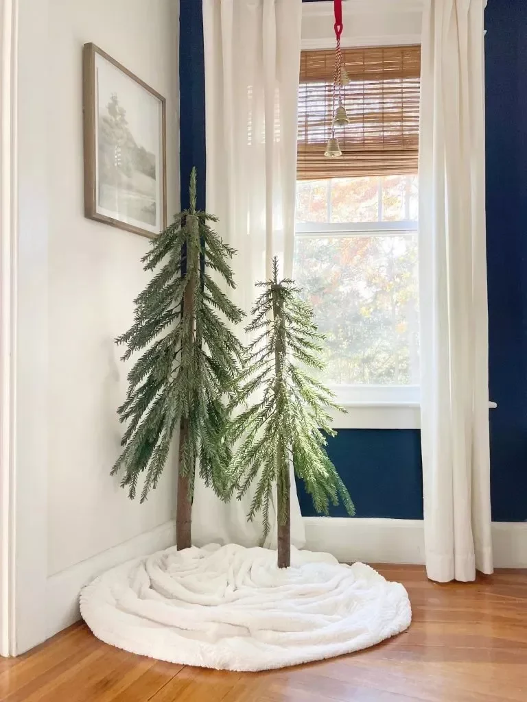 DIY Christmas Tree Ideas Worth Displaying for Your Guests 4 DIY Alpine Trees