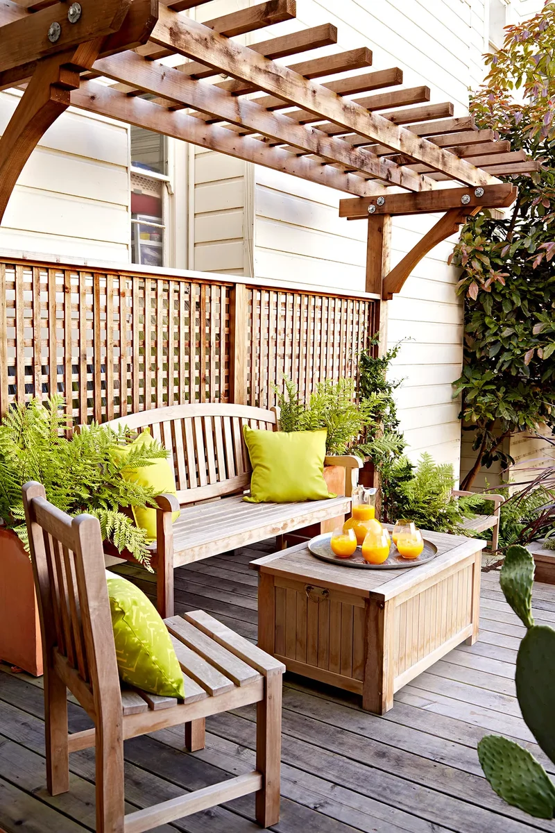 Decorate a Small Deck