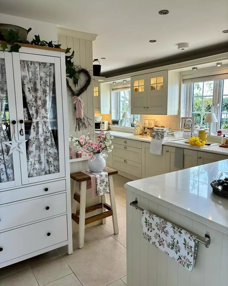 32 Country Kitchen Designs for a Cozy Cooking Retreat 1 Decorative Doors