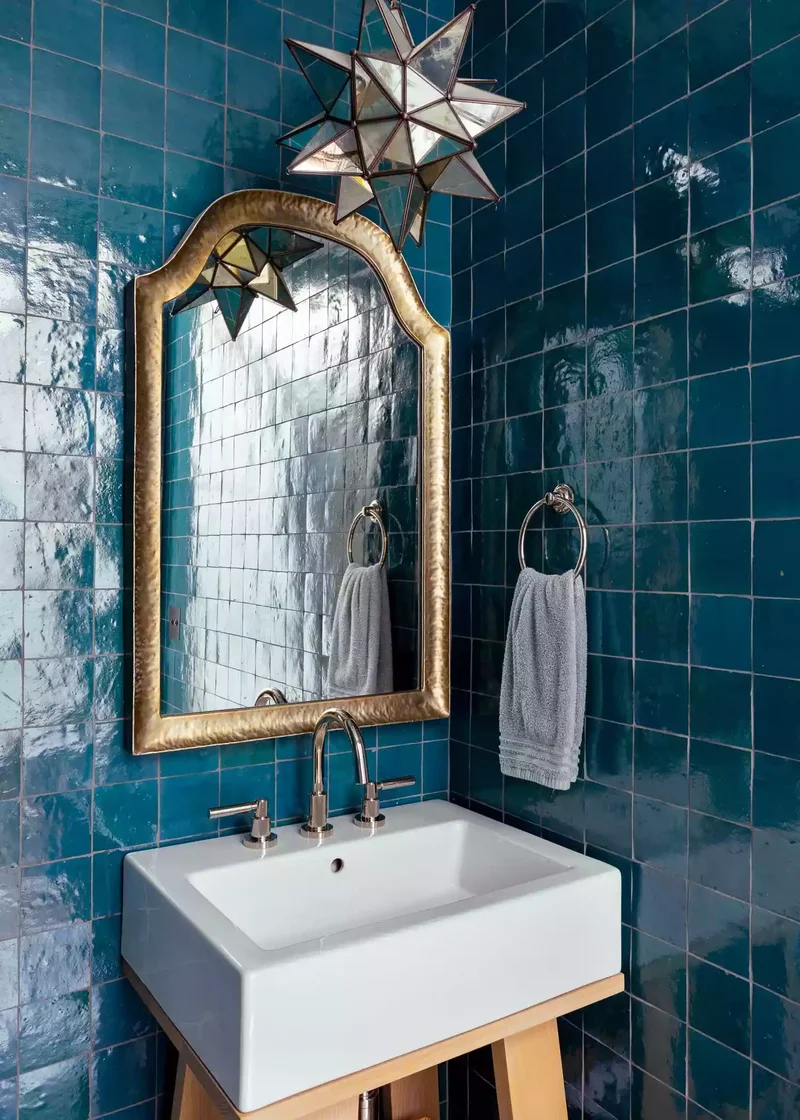 41 Bathroom Paint Color Ideas to Transform Your Space 18 Deep Blue