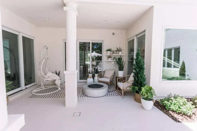 Define With an Outdoor Rug