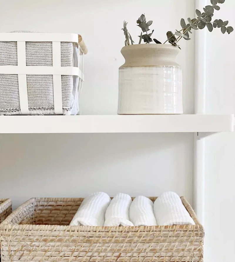 32 Clever and Beautiful Towel Storage Solutions 16 Display Hand Towels on a Shelf