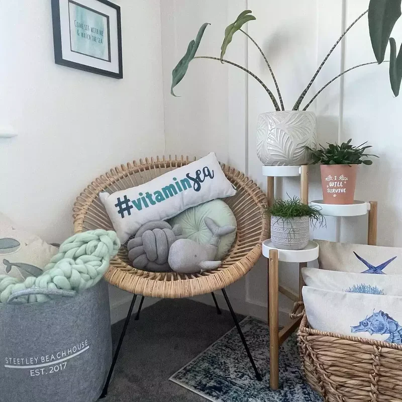 Display a Peppy Pillow