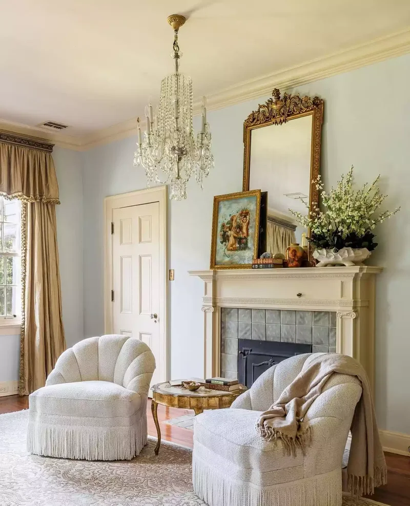 Display an Antique Mirror