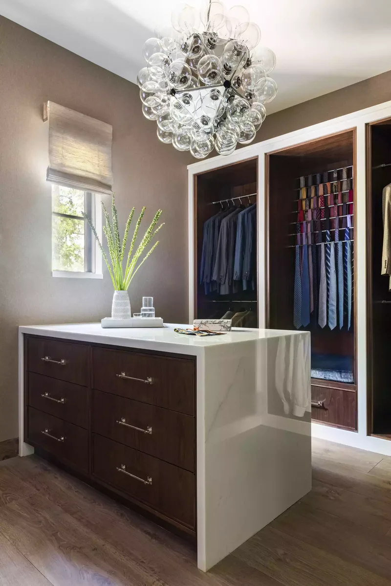 24 Glamorous Dressing Room Ideas to Transform Your Space 23 Dressing Room Tie Display