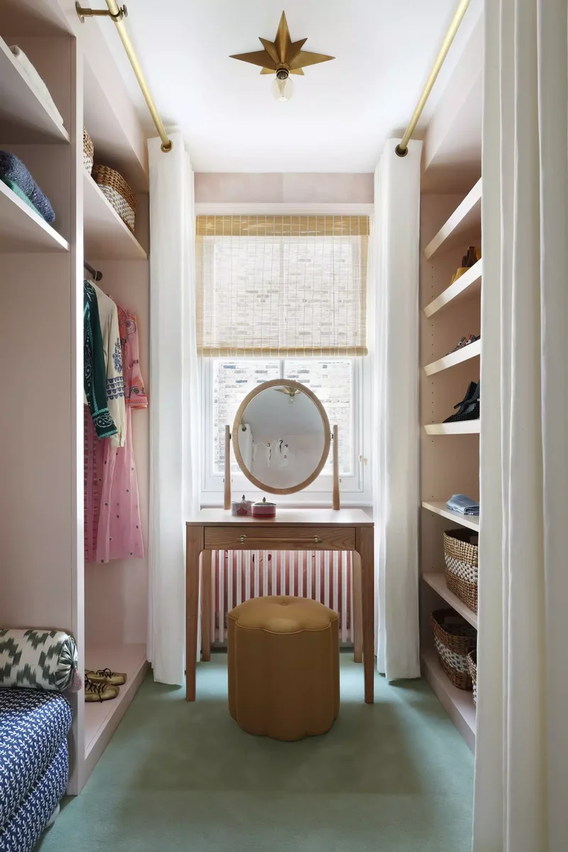 24 Glamorous Dressing Room Ideas to Transform Your Space 7 Dressing Room Vanity