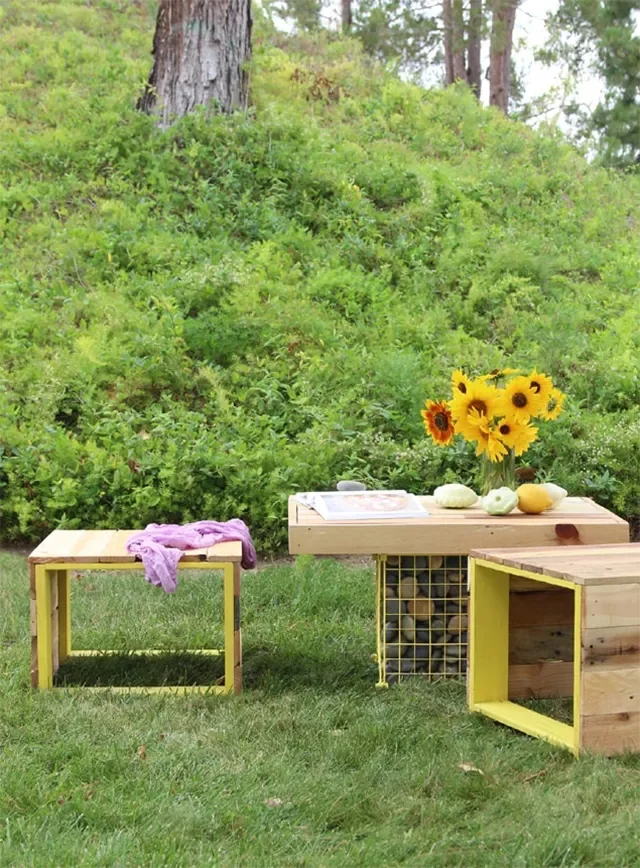 17 DIY Landscaping Projects You Can Start This Weekend 14 Easy Outdoor Furniture