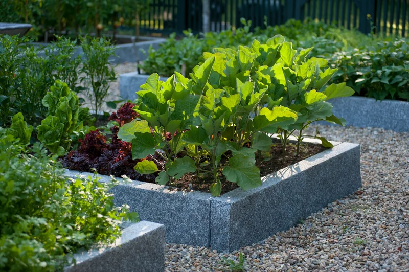 25 Beautiful Raised Garden Bed Ideas for Veggies & Flowers 18 Easy Paver Bed