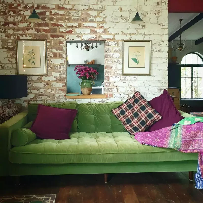 25 Green Couch Living Room Ideas That Show This Trend Lasts 20 Eclectic Green Sofa