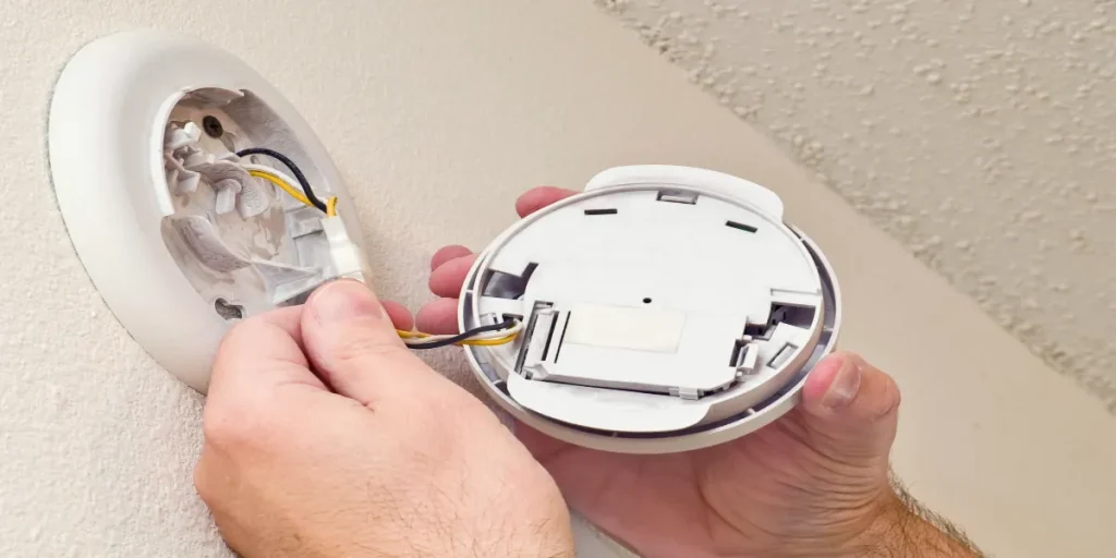 Effective Installation and Maintenance of Smoke Alarm Batteries