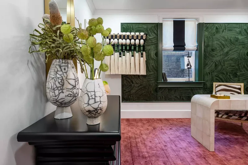 45 Home Office Decor Tips to Enhance Productivity & Style 26 Embrace Bold Wall Decor