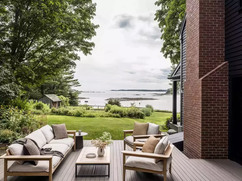 39 Contemporary Backyard Ideas to Elevate Your Outdoor Oasis 33 Embrace Clean Lines