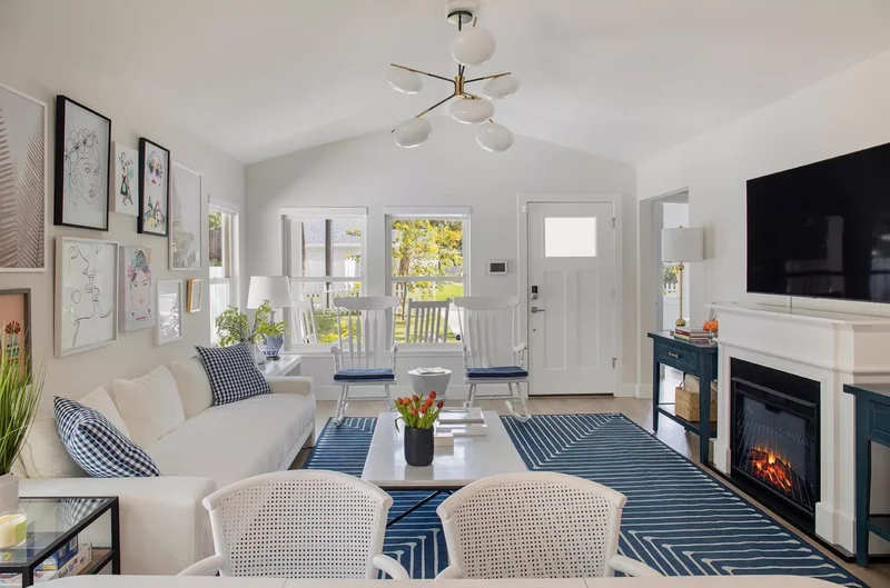 21 Electric Fireplace Ideas That'll Cozy Up Any Room 6 Embrace Cottage Style