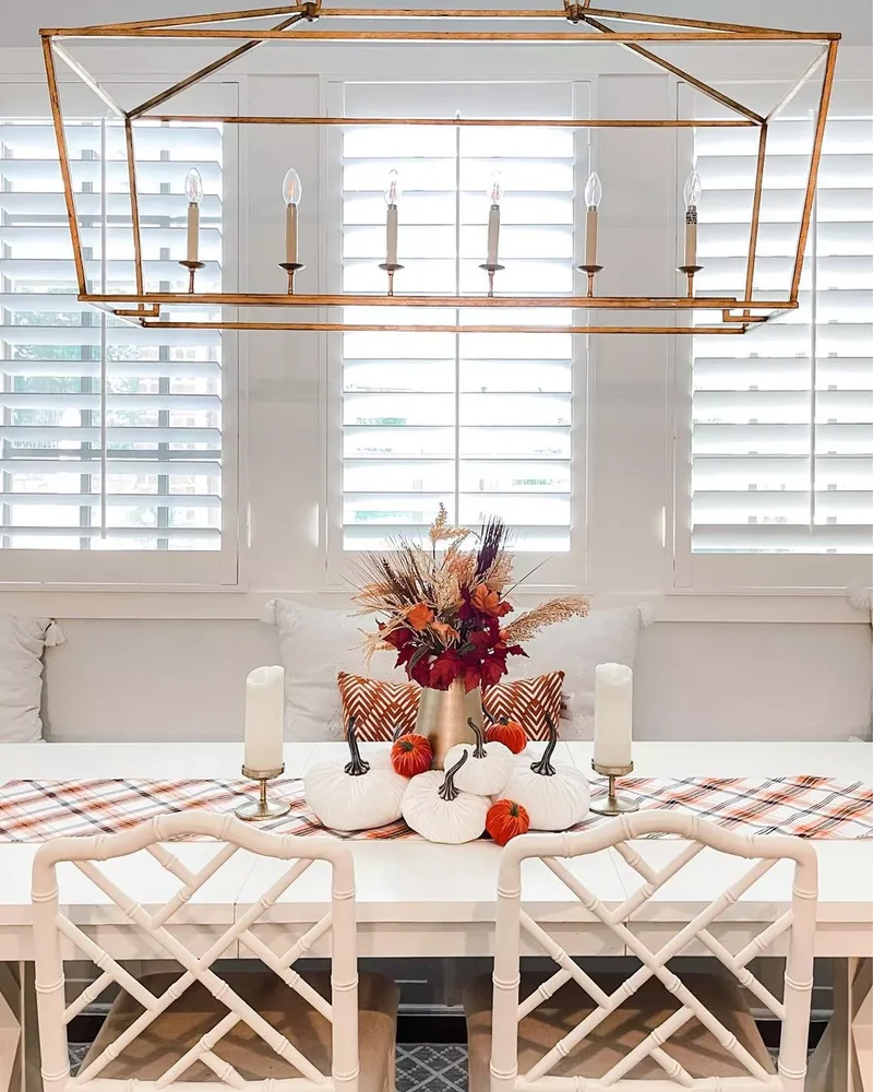 62 Stunning Thanksgiving Table Settings That Will Wow Guests 27 Fall Plaid Table Runner