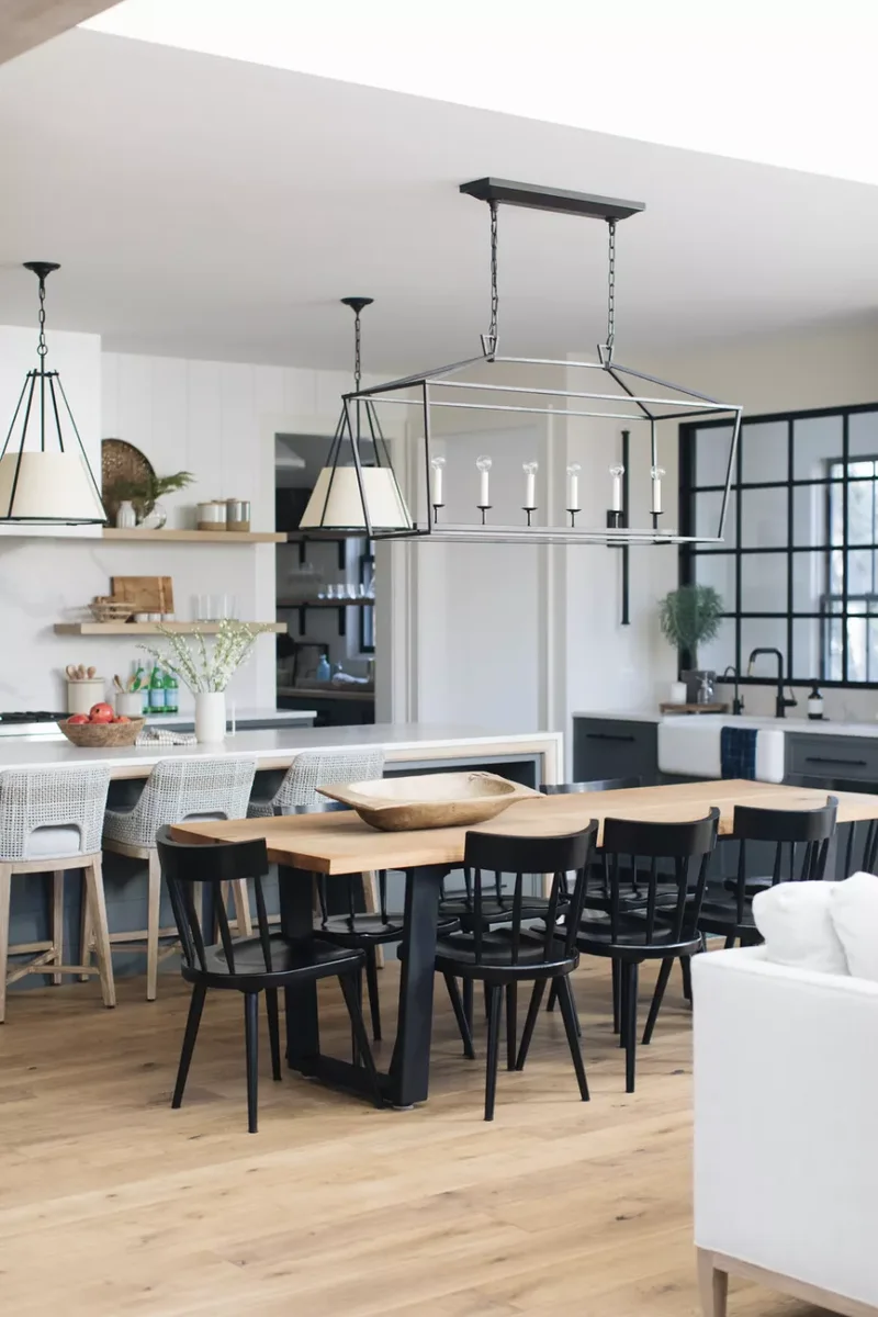 Farmhouse Meets Modern Kitchen