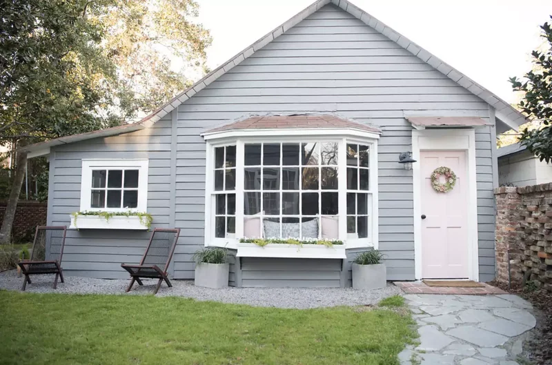 25 Front Patio Inspirations for Charming Outdoor Living 4 Fill in With Gravel