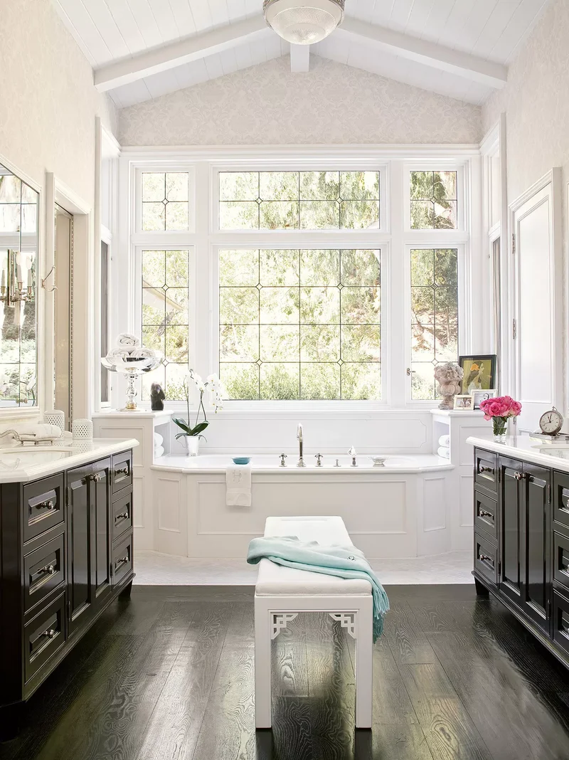 Find Balance in Contrast