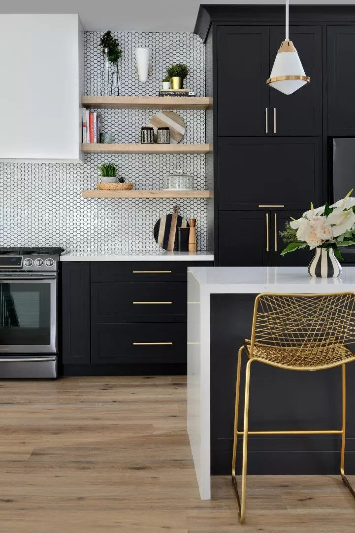 60 Kitchen Backsplash Ideas for Any Style and Budget 36 Finish With Dark Grout