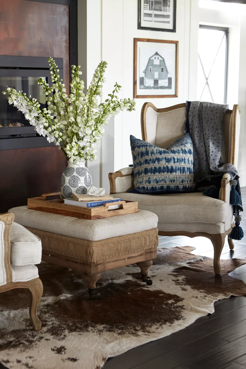 33 Stylish Ottoman Decorating Ideas for Your Living Room 4 Fireplace Nook with Ottoman