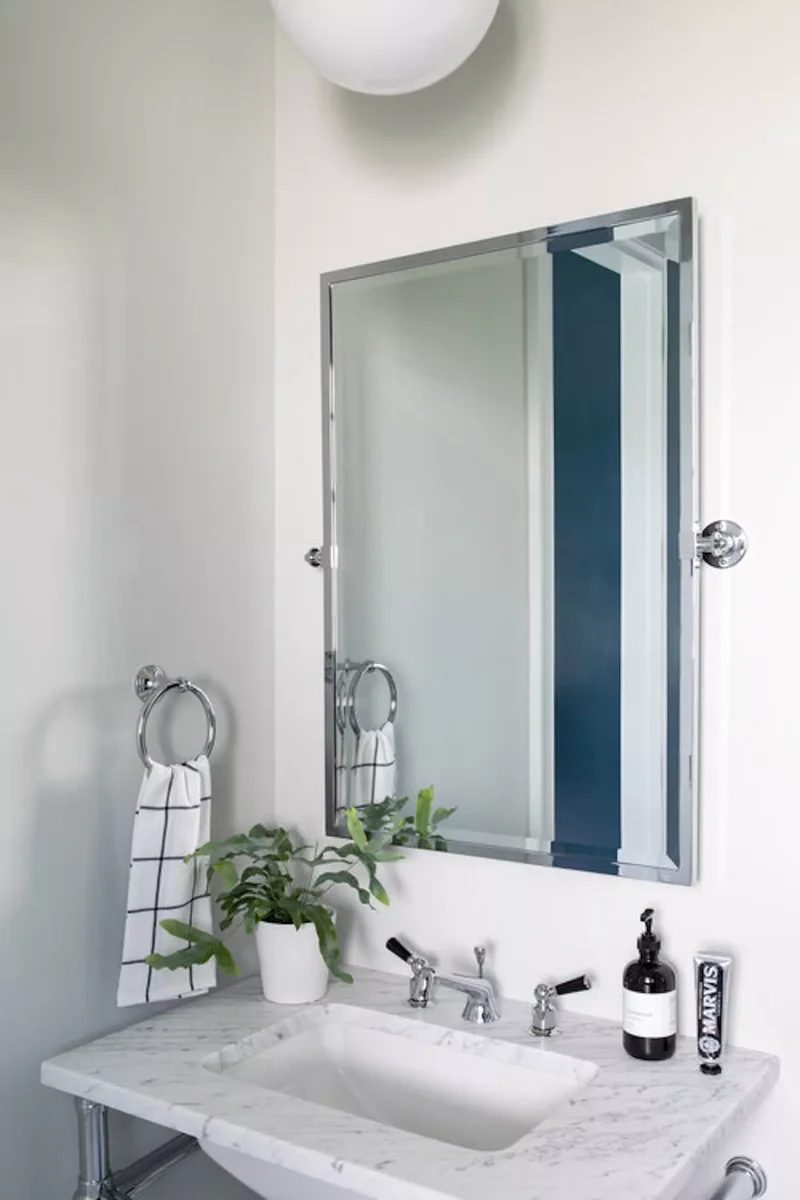 67 Farmhouse Style Ideas for Your Modern Rustic Home 3 Focus on the Charming Details in the Bathroom