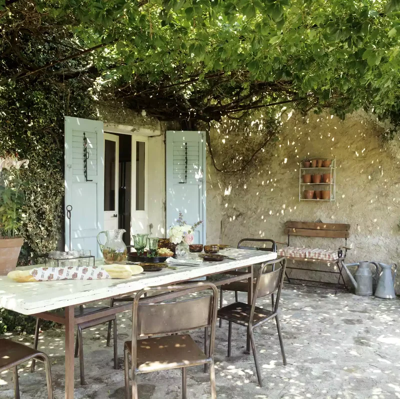 52 Beautiful Courtyard Ideas for Your Outdoor Living Space 9 French Courtyard