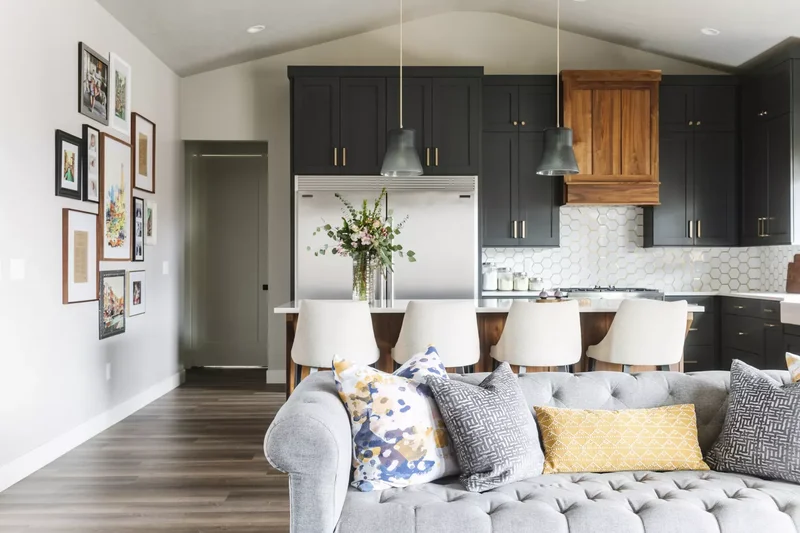 43 Stunning Kitchen Wall Decor Ideas to Transform Your Space 4 Gallery Wall