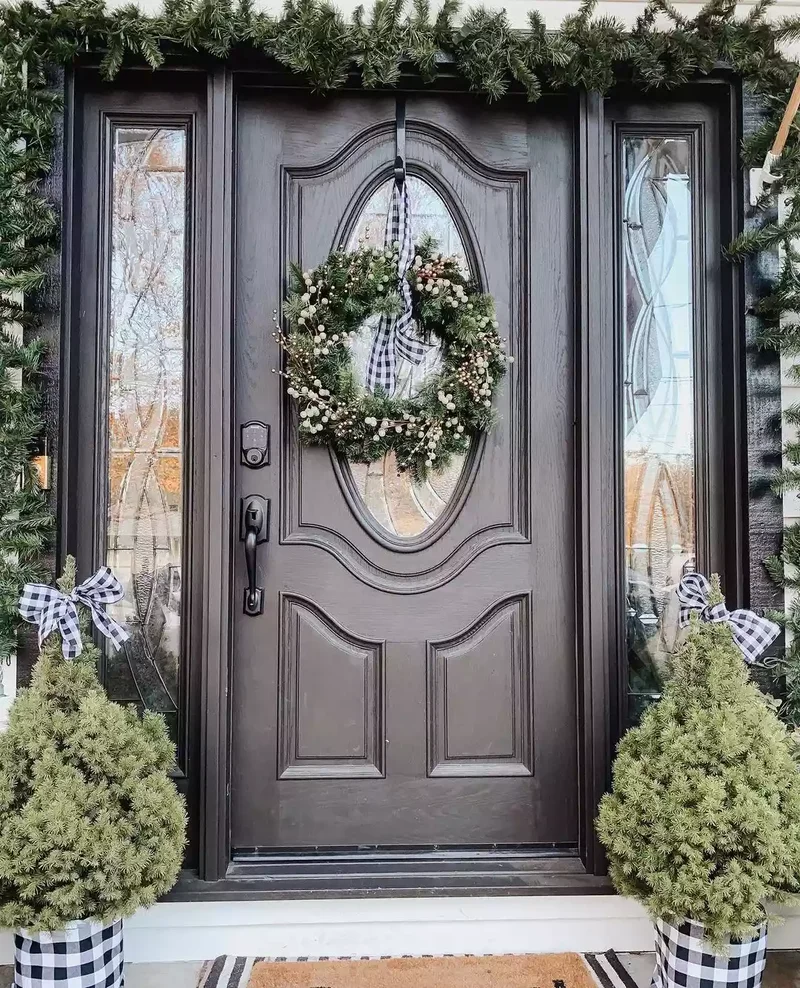 Go All Out With Garland