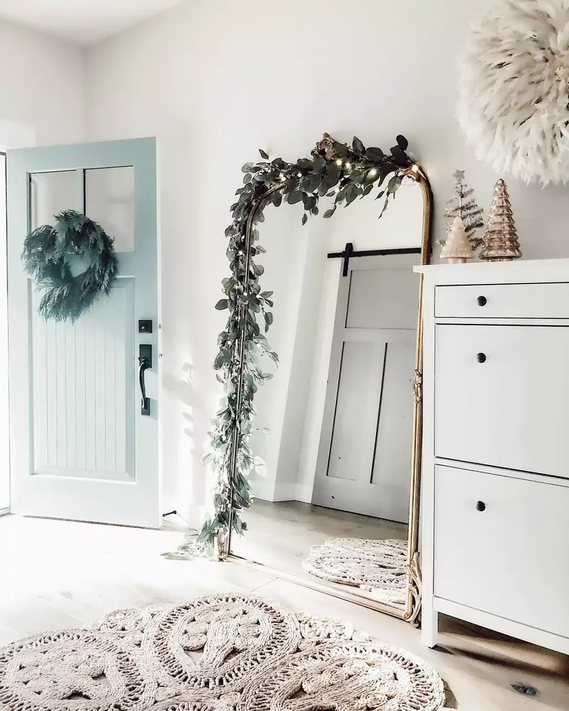 51 Entryway Mirror Ideas That Make Your Space Feel Larger 28 Go Big