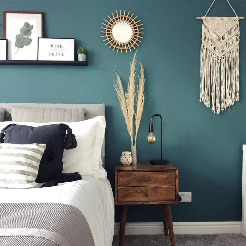 32 Stunning and Striking Teal Bedroom Design Inspirations 3 Go Boho-Inspired With Teal
