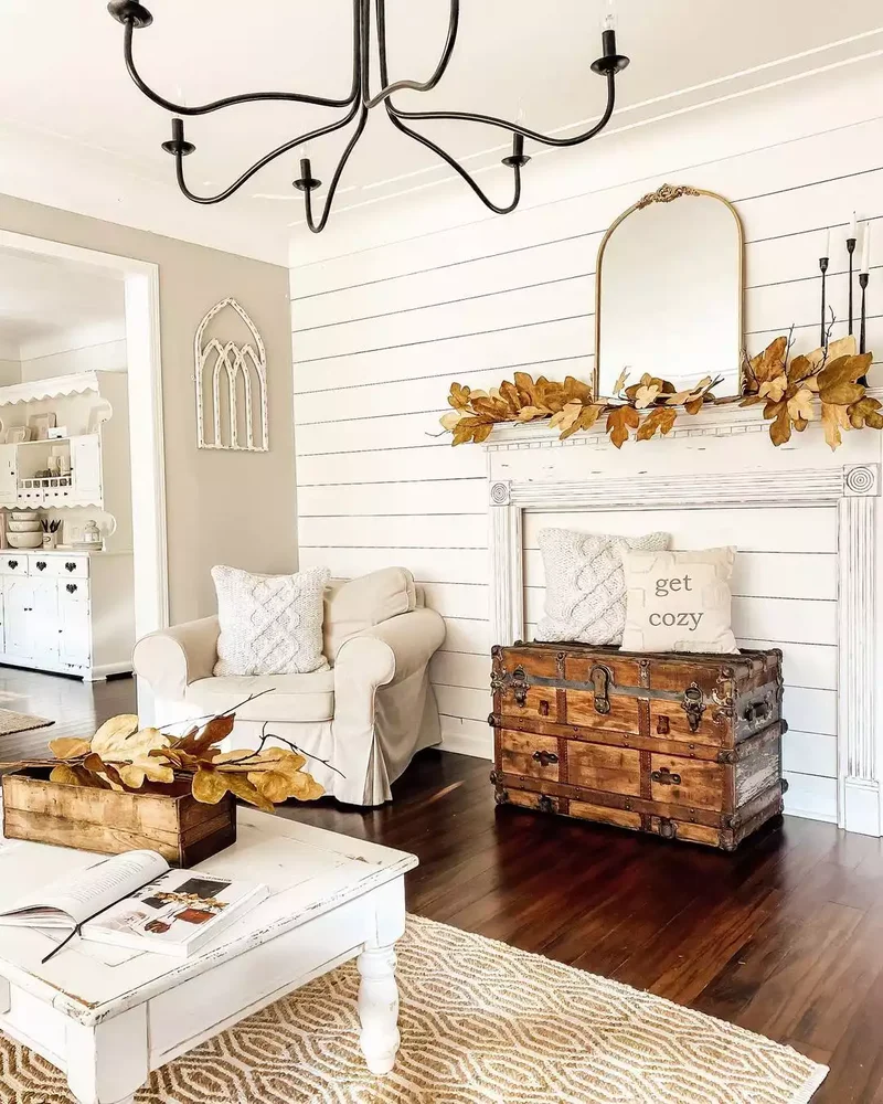 67 Farmhouse Style Ideas for Your Modern Rustic Home 30 Grab a Trunk
