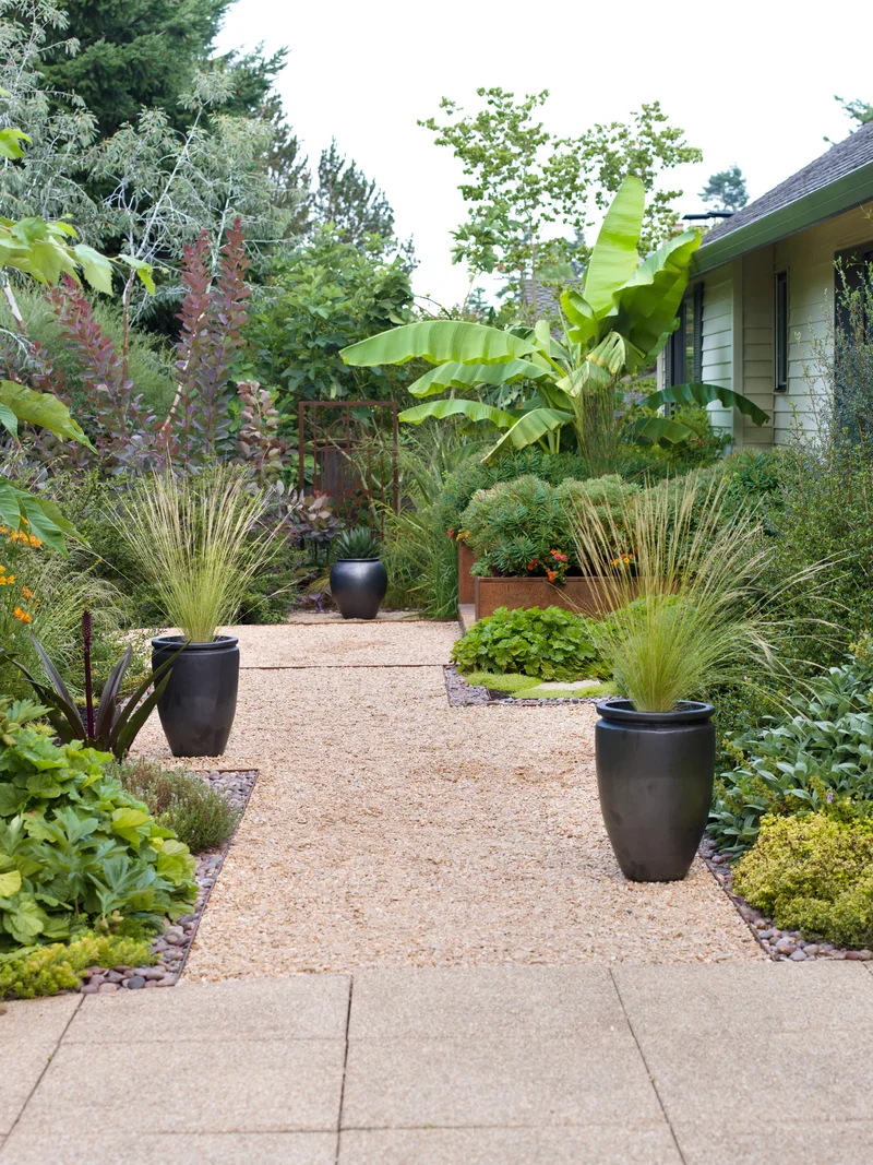 24 Beautiful Garden Path Ideas for Your Outdoor Retreat 7 Gravel Walkway