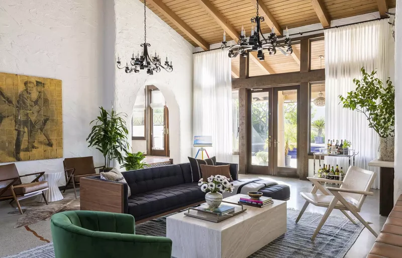 Hang Double Chandeliers