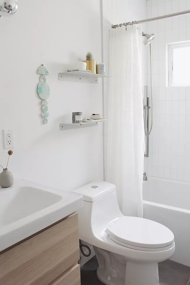 43 Bathroom Storage Solutions for More Space and Style 12 Hang Floating Shelves