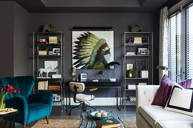 Hang Large-Scale Art