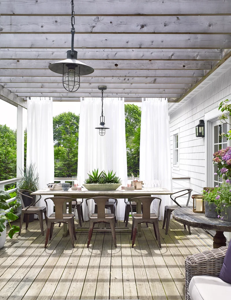 Hang Outdoor Curtains