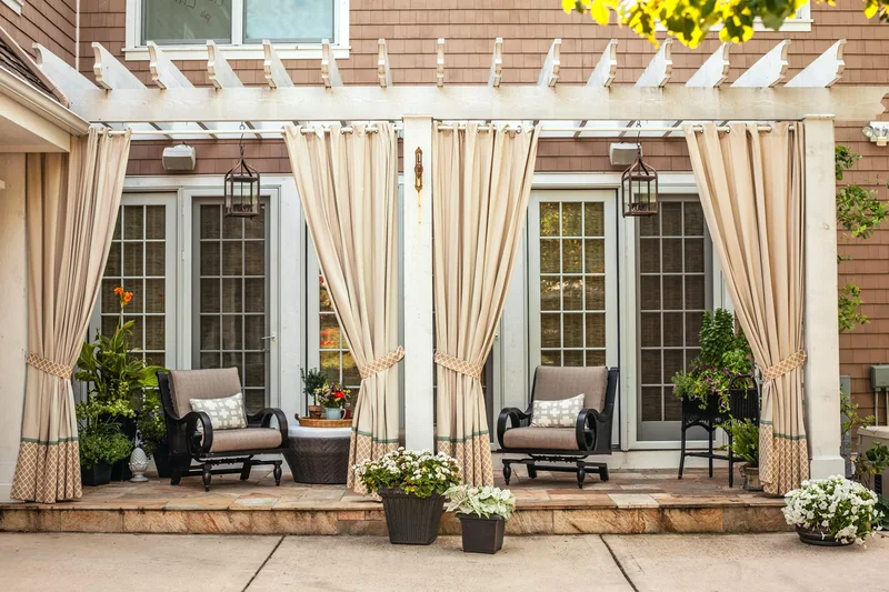 Hang Outdoor Curtains