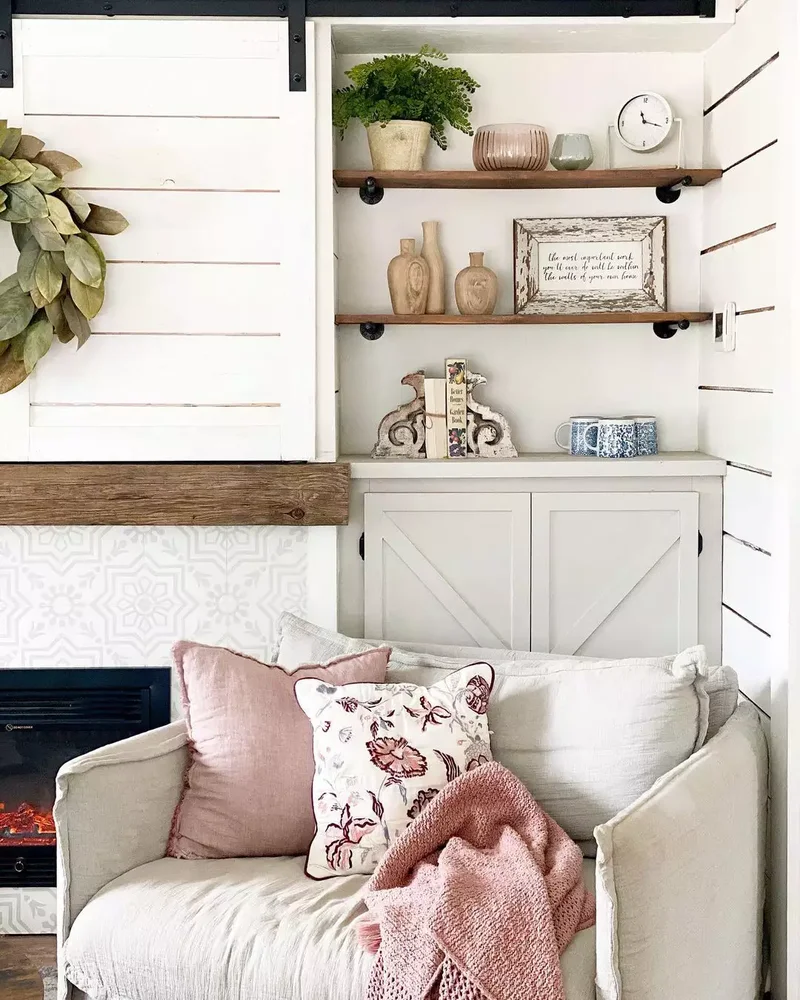 67 Farmhouse Style Ideas for Your Modern Rustic Home 45 Hang a Modern Farmhouse Wreath