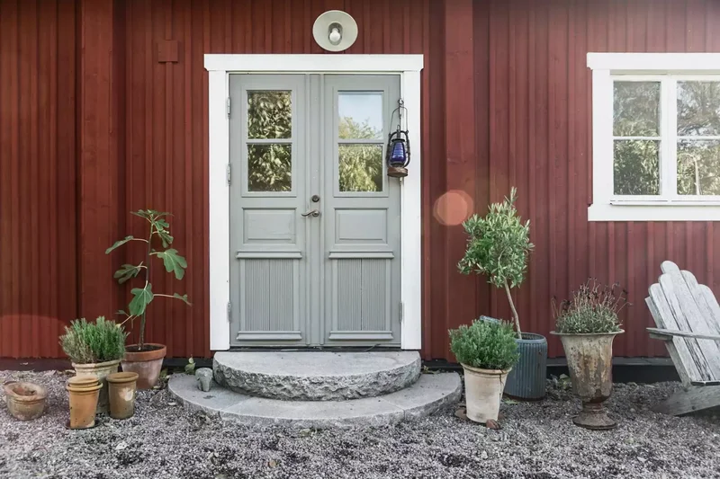 Hang a Vintage Lantern