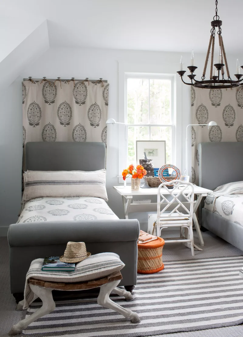 10 Clever Small Guest Bedroom Ideas for Cozy Comfort 3 Heighten with Headboards