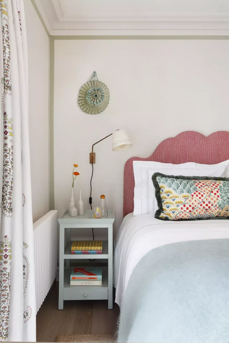 35 Apartment Bedroom Ideas to Add Personality and Warmth 8 Highlight Your Molding